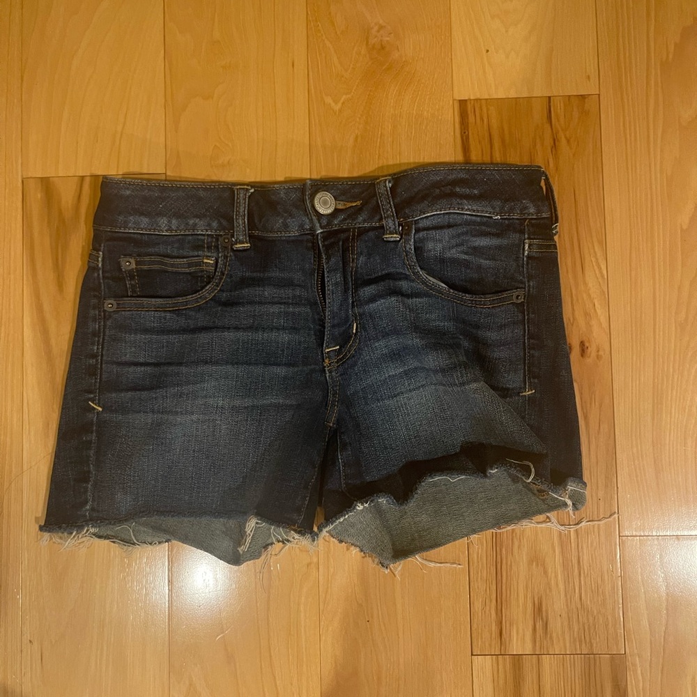 American Eagle mid-rise shorts! Midi length